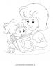 Ausmalbild Mama liest ein Buch vor